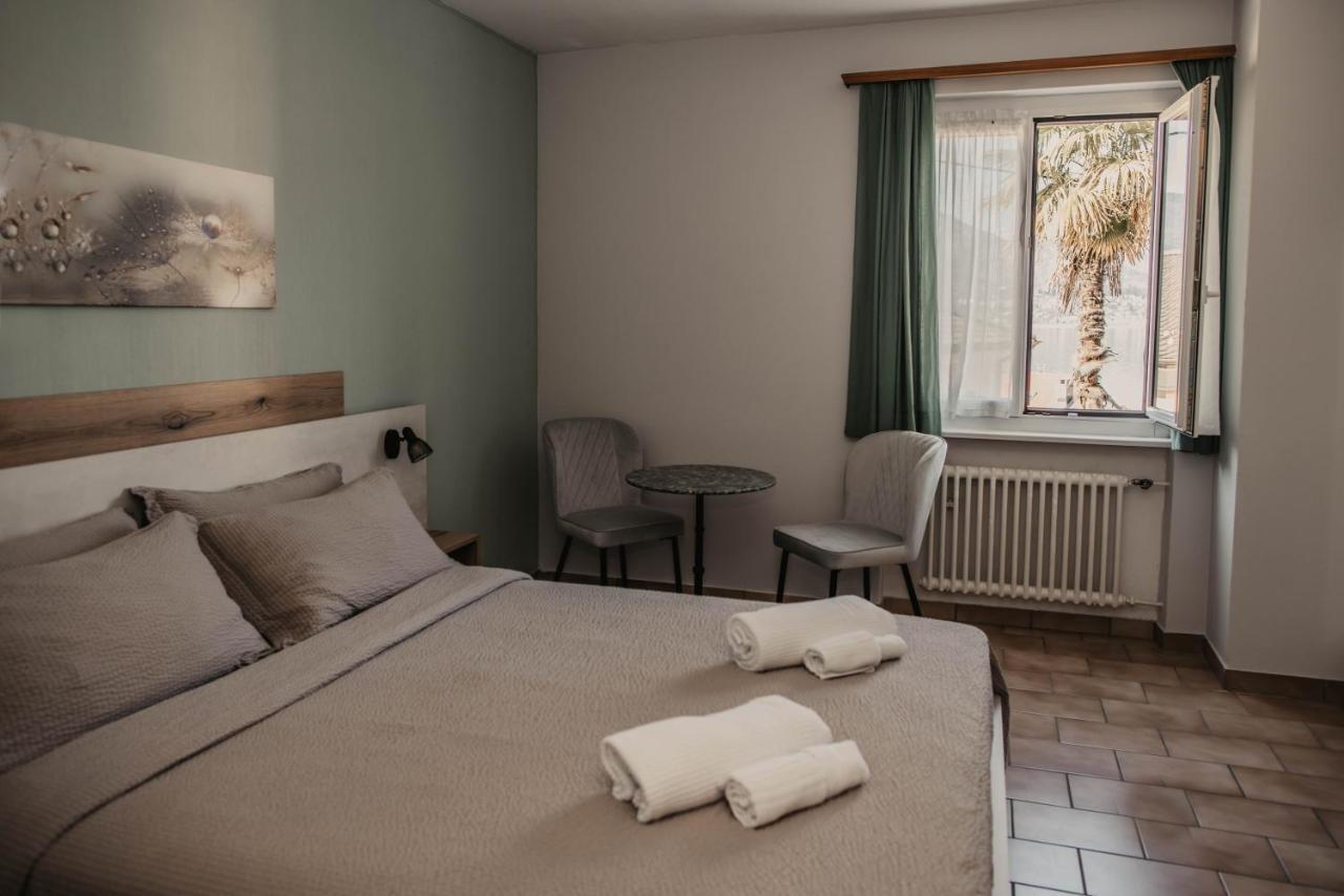 Albergo Ristorante Al Portico Gerra  Luaran gambar