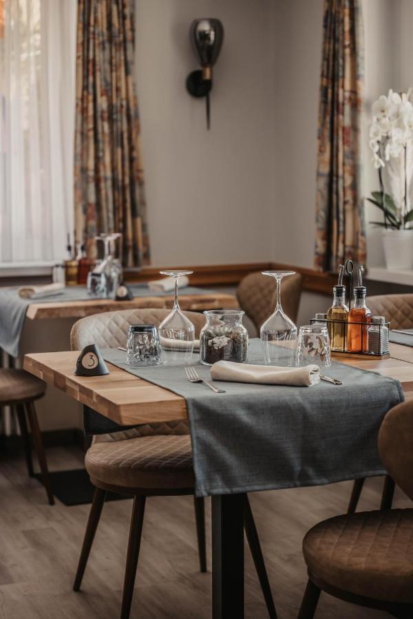 Albergo Ristorante Al Portico Gerra  Luaran gambar
